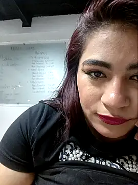 Snapshot of silvia_lane chatting on 02.12.26 silvia lane online show from 02.12.26