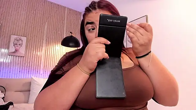 silvia lane online show from 04.12.26