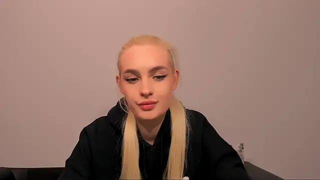 OliviaKisss online show from 03.25.26