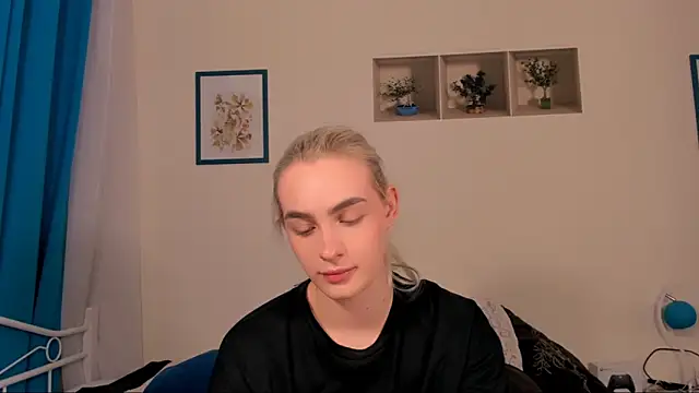 OliviaKisss online show from 04.18.26