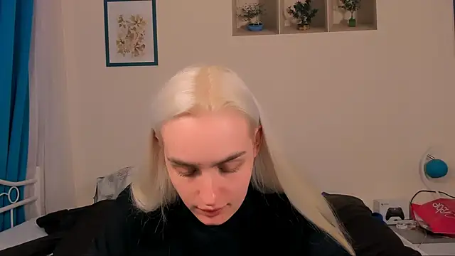 OliviaKisss online show from 04.21.26