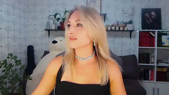 MillaXQueen online show from 06.23.26