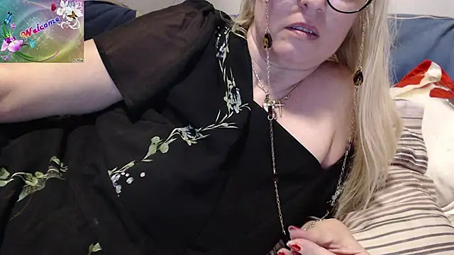 martachatte online show from 09.25.25