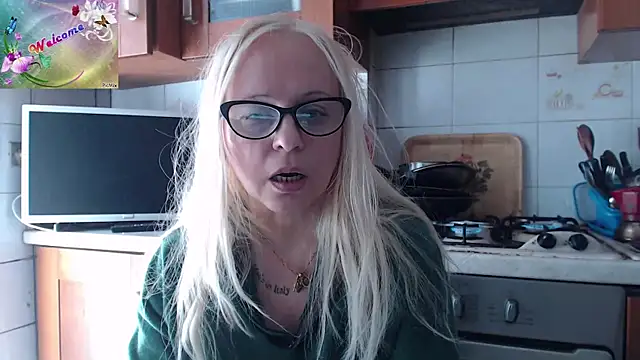 martachatte online show from 10.08.25