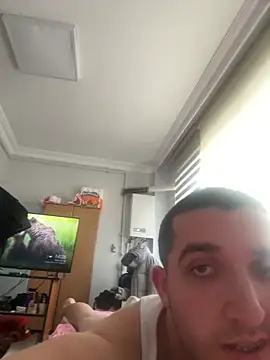 Snapshot of strange6696 chatting on 02.04.25 strange6696 online show from 02.04.25