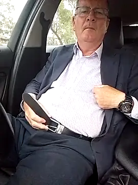 stiffandlubedxh online show from 03.04.26