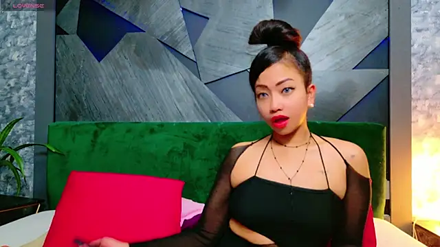 ElyaQuinn online show from 02.08.25