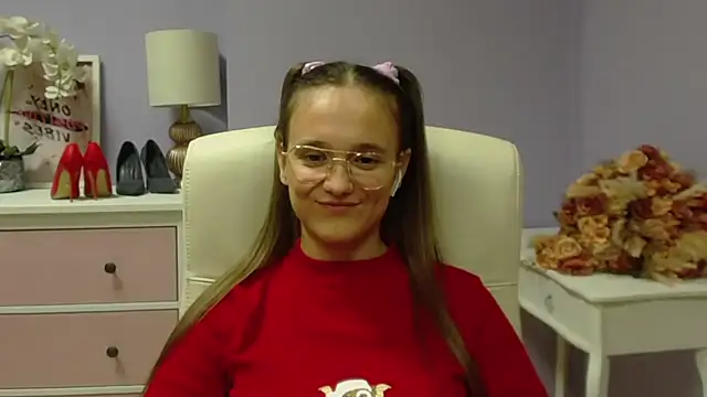 Snapshot of dirtyxEmily chatting on 12.03.24 dirtyxEmily online show from 12.03.24