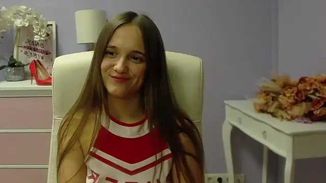 Snapshot of dirtyxEmily chatting on 12.28.24 dirtyxEmily online show from 12.28.24