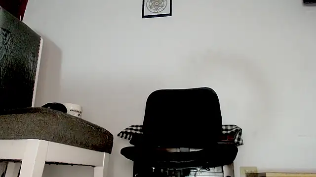 AngelBarbaro online show from 05.18.26