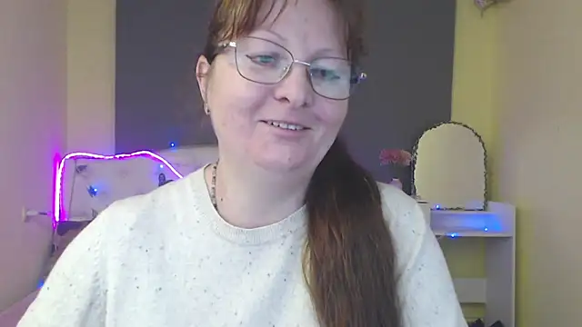 VanessaHotts online show from 04.25.26