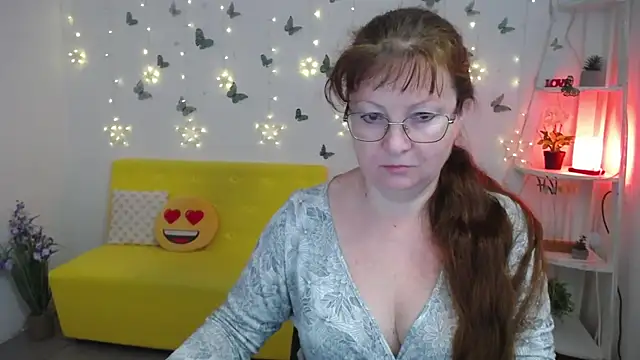 VanessaHotts online show from 05.11.26