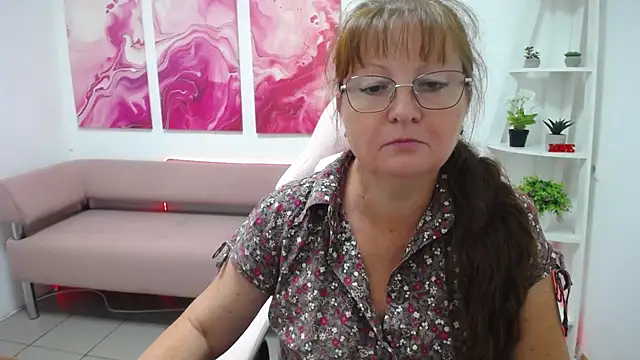 VanessaHotts online show from 07.20.26