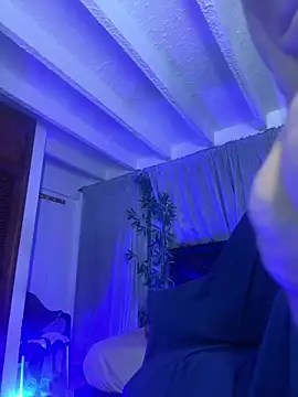 lonely shewolf online show from 03.20.26