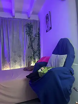 lonely shewolf online show from 06.03.26