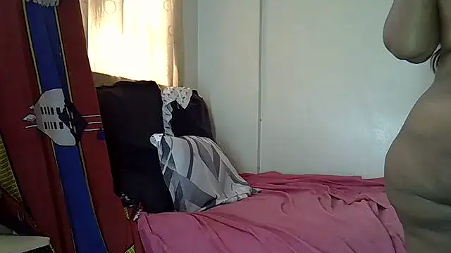 AddictiveAssCurves online show from 02.26.26