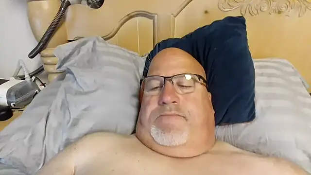 Bigbear0563 online show from 05.19.26