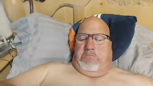 Bigbear0563 online show from 05.26.26