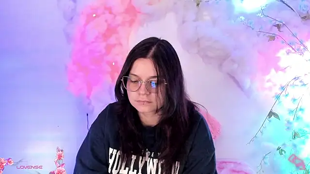 Snapshot of Mey_moon chatting on 02.01.25 Mey moon online show from 02.01.25