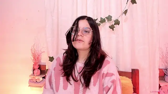 Snapshot of Mey_moon chatting on 02.11.25 Mey moon online show from 02.11.25