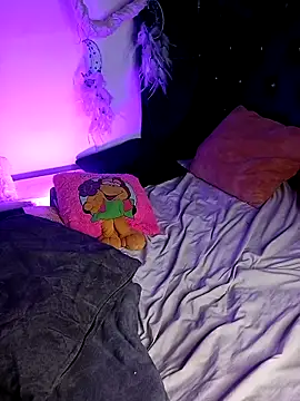 Piafisher1 online show from 03.18.25