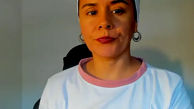 Sami Hotie1 online show from 11.04.25