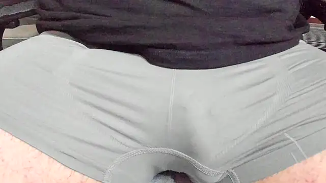 Snapshot of Bigdickboynew chatting on 11.28.25 Bigdickboynew online show from 11.28.25