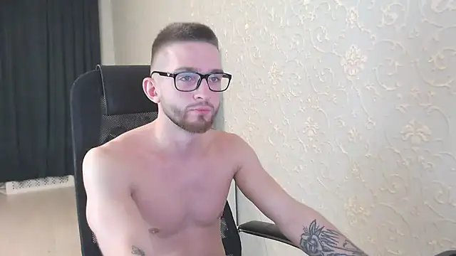 Snapshot of Marselle_Laker chatting on 01.14.25 Marselle Laker online show from 01.14.25