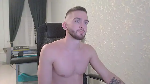 Snapshot of Marselle_Laker chatting on 03.01.25 Marselle Laker online show from 03.01.25