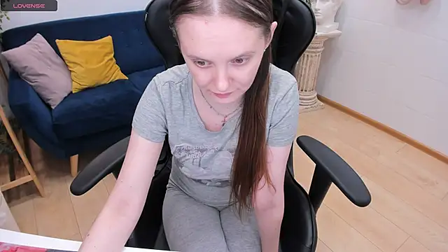 Snapshot of JannaVerdi_ chatting on 02.04.25 JannaVerdi online show from 02.04.25
