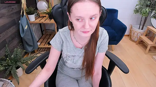 Snapshot of JannaVerdi_ chatting on 03.17.25 JannaVerdi online show from 03.17.25