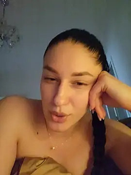 moniqque online show from 07.12.26