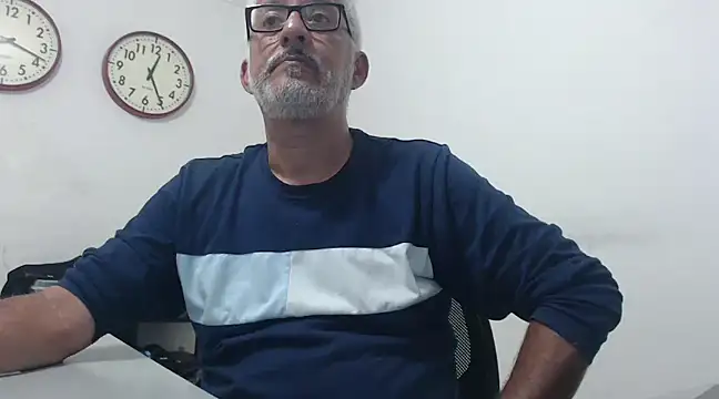 Snapshot of cenizo10124 chatting on 02.23.25 cenizo10124 online show from 02.23.25