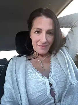 Snapshot of DominiqueX0 chatting on 02.04.26 DominiqueX0 online show from 02.04.26