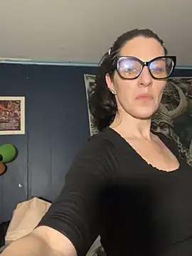 Snapshot of DominiqueX0 chatting on 02.09.26 DominiqueX0 online show from 02.09.26