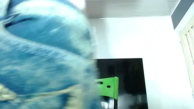 Tamarahryan online show from 11.14.25