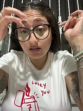 croftsmila online show from 04.09.26