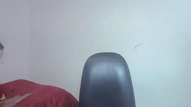 Snapshot of yasmin_goldenst chatting on 02.18.26 yasmin goldenst online show from 02.18.26