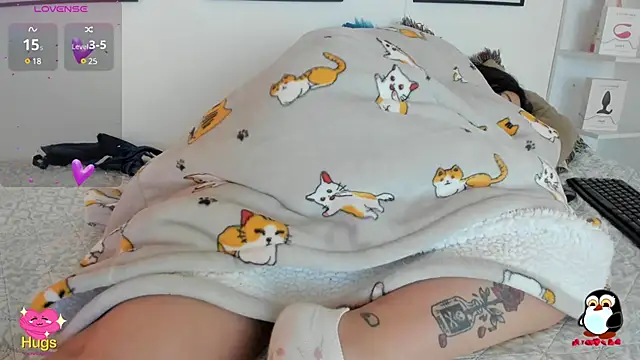 cristal  hot 1 online show from 02.21.25