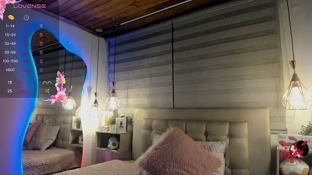 cristal  hot 1 online show from 10.29.25