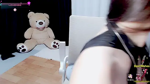 Snapshot of Su_rosie chatting on 07.24.26 Su rosie online show from 07.24.26