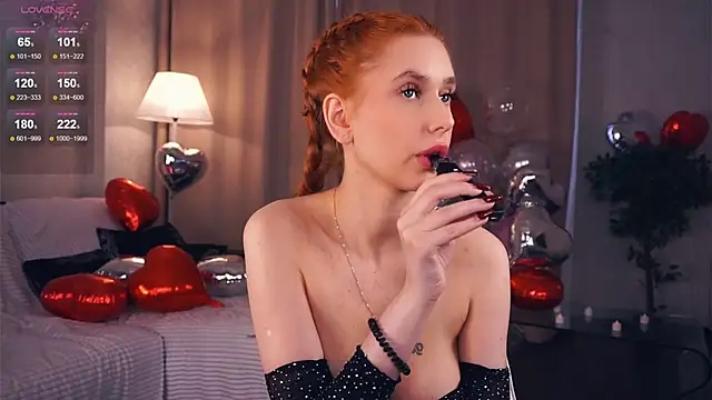 Snapshot of SofyBruno chatting on 02.12.25 SofyBruno online show from 02.12.25