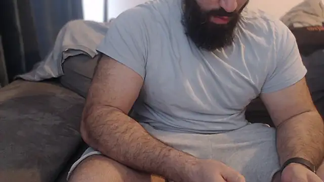 hugemachohandsome online show from 02.04.26