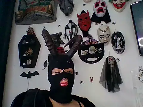 FeticheMacabre online show from 10.18.25