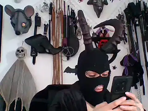 Snapshot of FeticheMacabre chatting on 05.15.26 FeticheMacabre online show from 05.15.26