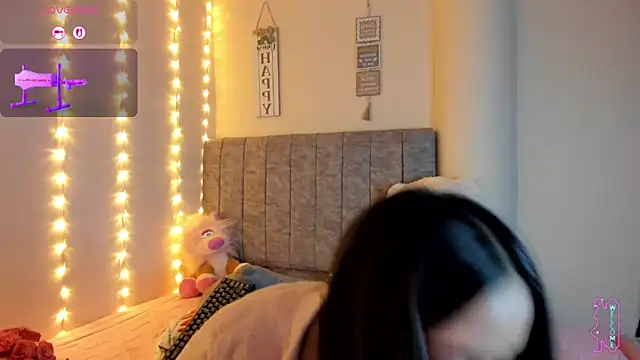 SaraCrow online show from 02.15.26