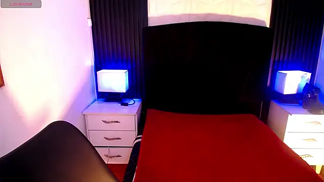 alicia moom online show from 02.17.26