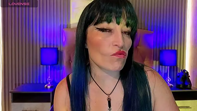 alicia moom online show from 06.20.26