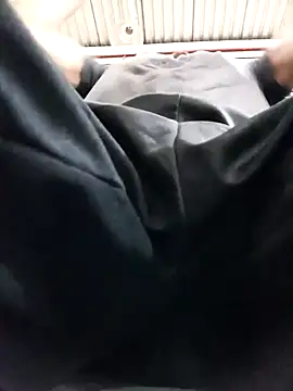 MachoScorpionCaralho online show from 03.21.25