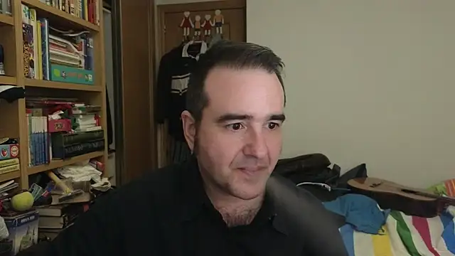 curiosillo83 online show from 04.09.26